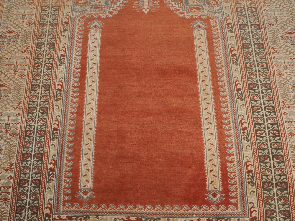 ANTIQUE TURKISH GHIORDES PRAYER RUG, SUPERB CONDITION, 1ST HALF 19TH CENTURY. View X