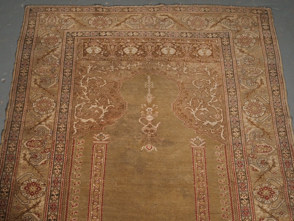 ANTIQUE TURKISH GHIORDES PRAYER RUG, GREEN GROUND, EARLY 19TH CENTURY. View III