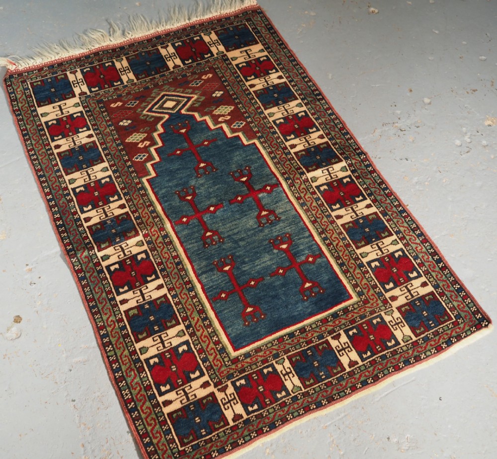 OLD TURKISH YURUK KURDISH PRAYER RUG, SMALL SIZE, CIRCA 1920. View II