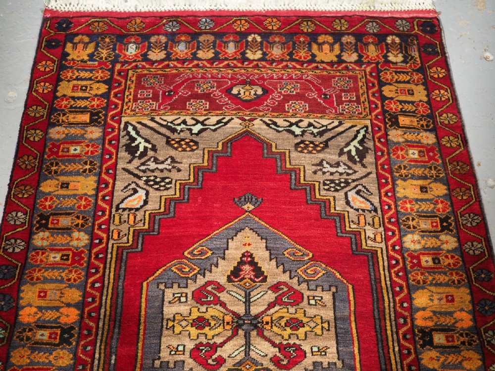 OLD TURKISH VILLAGE RUG, TRADITIONAL DESIGN, CIRCA 1930. View III