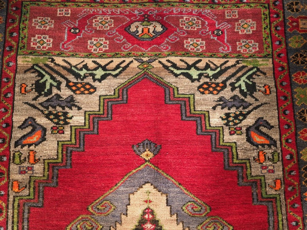 OLD CENTRAL ANATOLIAN TURKISH VILLAGE RUG, SINGLE MEDALLION, CIRCA 1930. View VIII