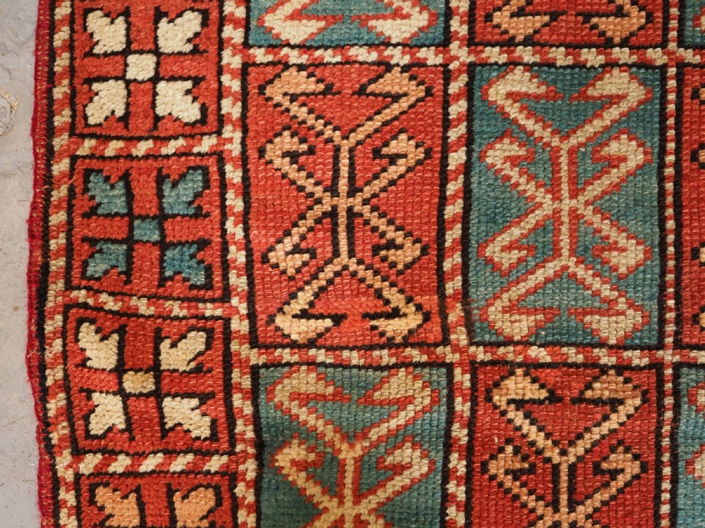 ANTIQUE TURKISH BERGAMA REGION RUG, UNUSUAL DESIGN, CIRCA 1890. View V