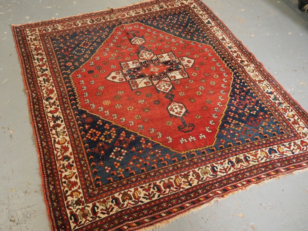 ANTIQUE AFSHAR RUG, SINGLE MEDALLION DESIGN, CIRCA 1900. View III