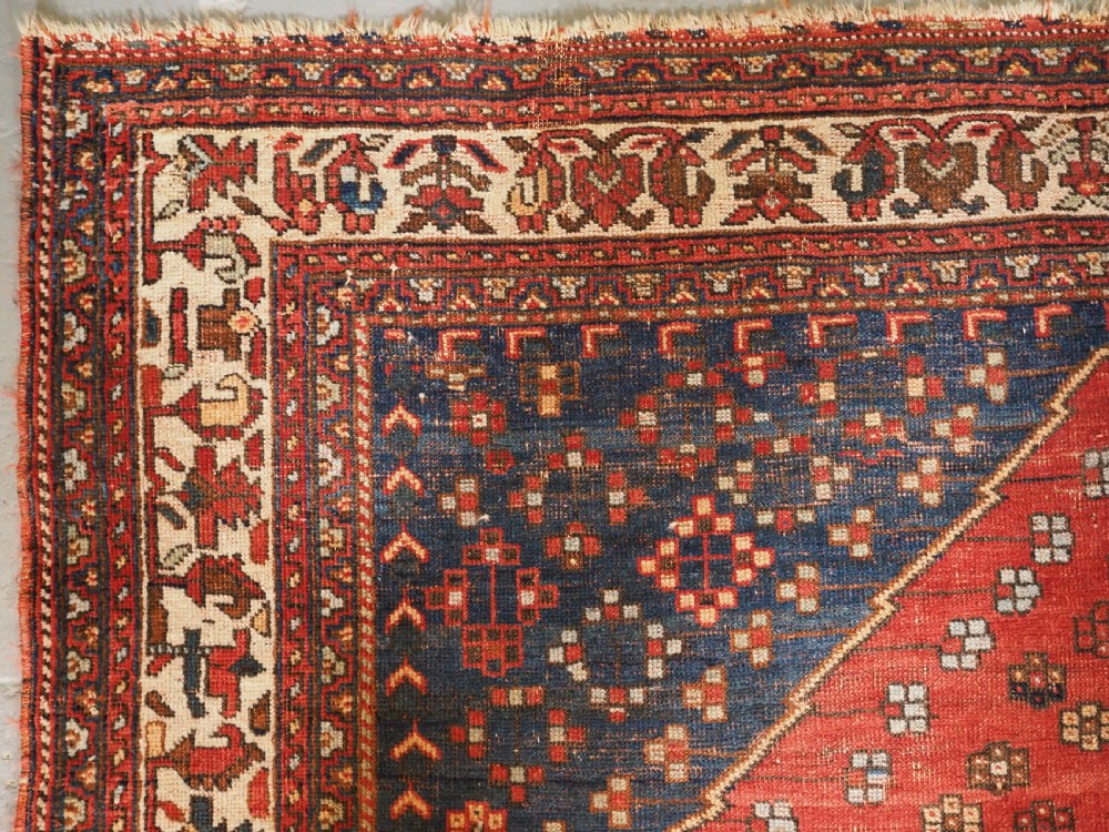 ANTIQUE AFSHAR RUG, SINGLE MEDALLION DESIGN, CIRCA 1900. View VI