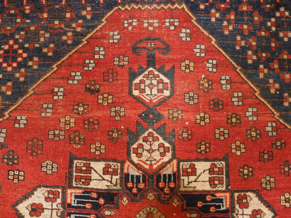 ANTIQUE AFSHAR RUG, SINGLE MEDALLION DESIGN, CIRCA 1900. View VIII