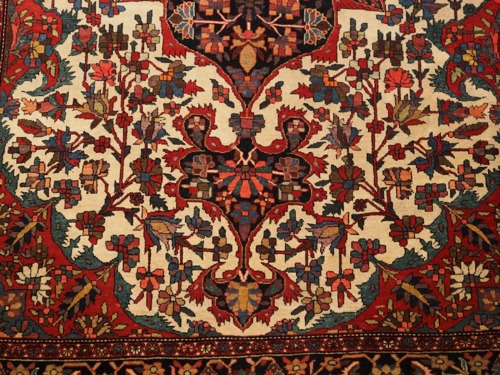 ANTIQUE SAROUK RUG, BEAUTIFUL FLORAL SPRAY DESIGN, CIRCA 1900/20. View X
