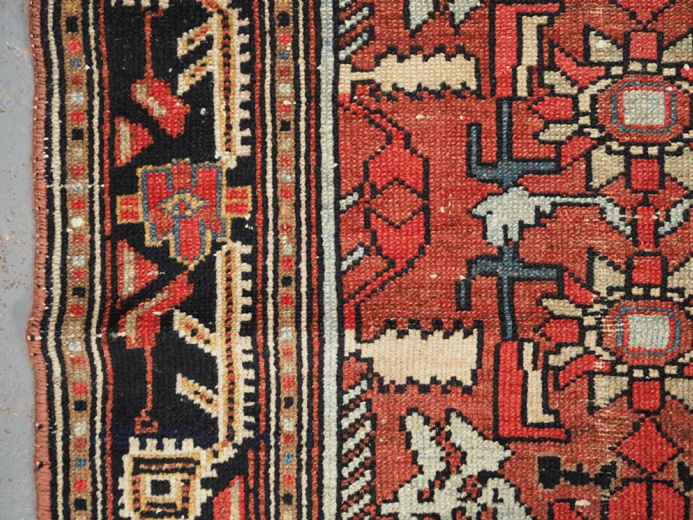 ANTIQUE HAMADAN VILLAGE RUG OF SMALL SIZE, CIRCA 1900/20. View VI