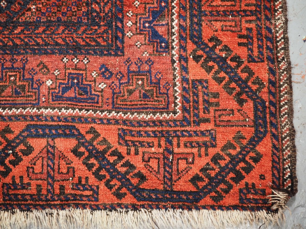 ANTIQUE FERDOWS BALUCH RUG OF SCARCE DESIGN, CIRCA 1900. View XI