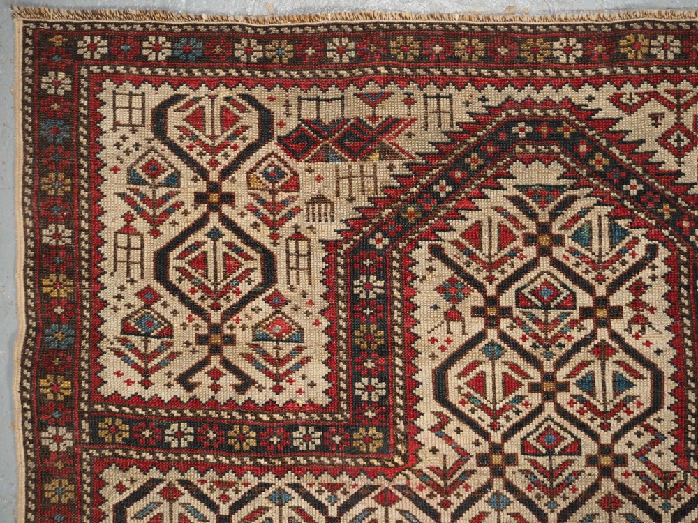 ANTIQUE CAUCASIAN DAGHESTAN PRAYER RUG, IVORY GROUND LATTICE, CIRCA 1880. View V