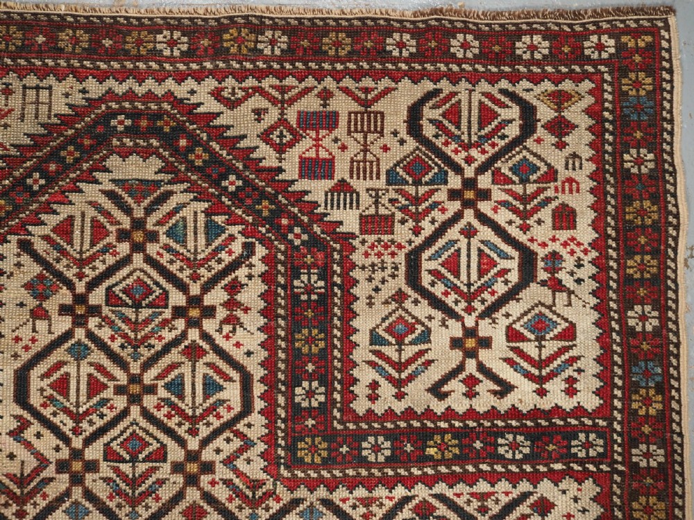 ANTIQUE CAUCASIAN DAGHESTAN PRAYER RUG, IVORY GROUND LATTICE, CIRCA 1880. View VII