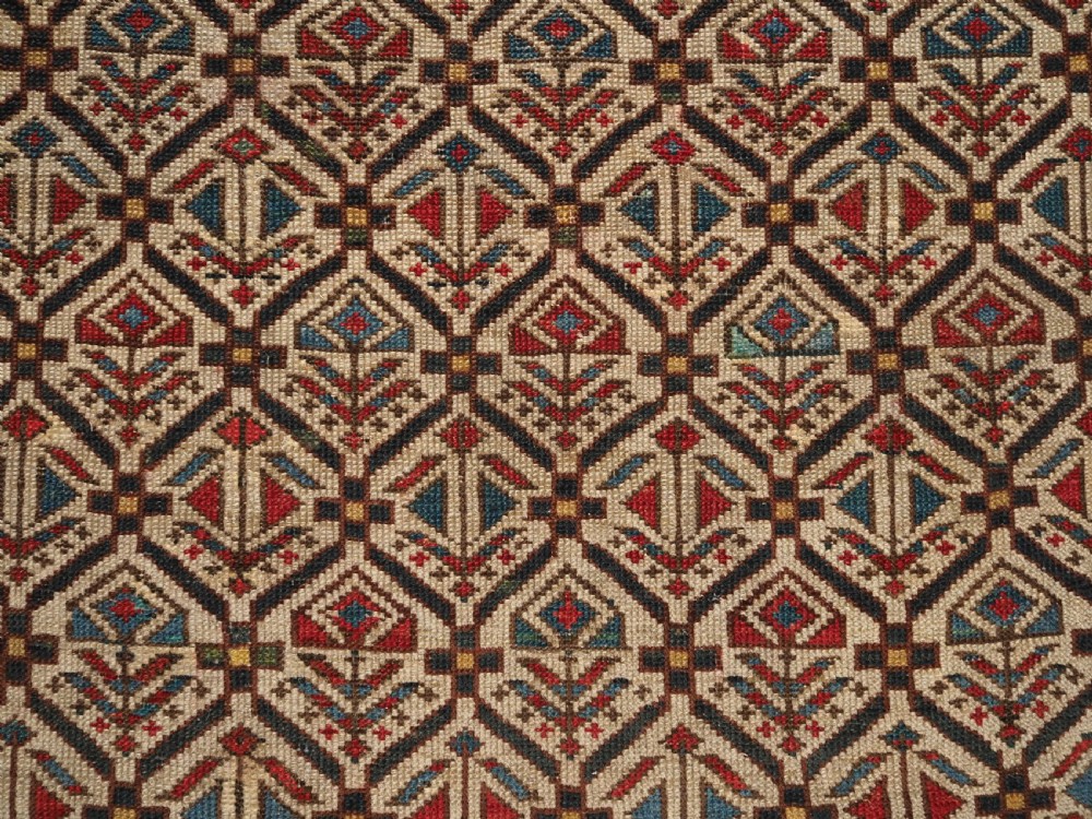 ANTIQUE CAUCASIAN DAGHESTAN PRAYER RUG, IVORY GROUND LATTICE, CIRCA 1880. View VIII