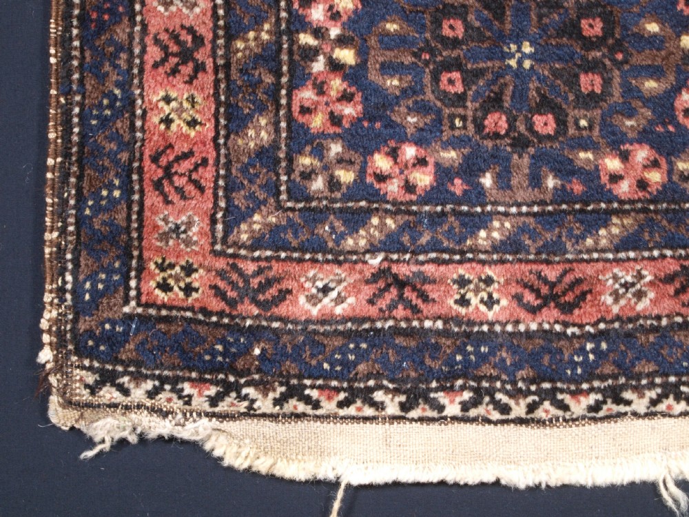 ANTIQUE AFGHAN BALUCH BAG FACE OF SMALL SIZE, CIRCA 1900. View IV
