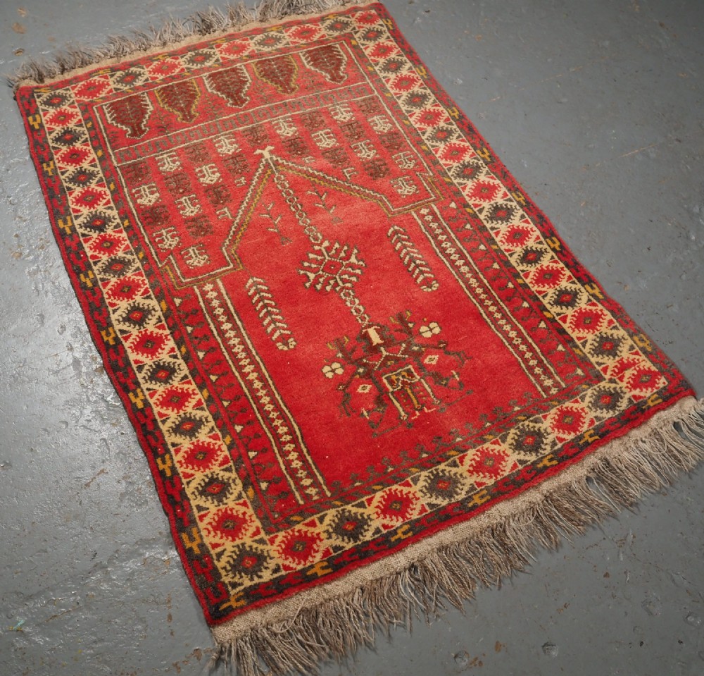 OLD AFGHAN VILLAGE PRAYER RUG, THICK HEAVY RUG, CIRCA 1930. View II