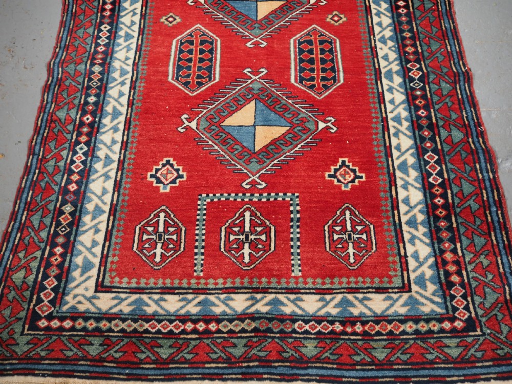 OLD CAUCASIAN ARMENIAN ERIVAN RUG, BORDJALOU KAZAK DESIGN, CIRCA 1920. View IV