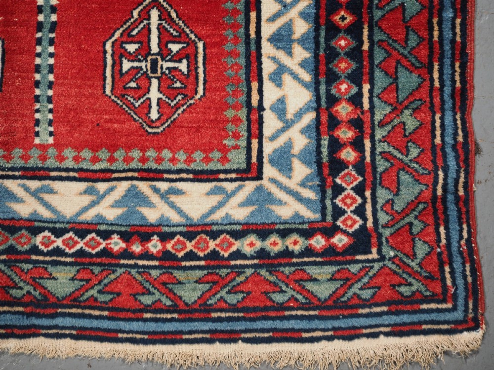OLD CAUCASIAN ARMENIAN ERIVAN RUG, BORDJALOU KAZAK DESIGN, CIRCA 1920. View X