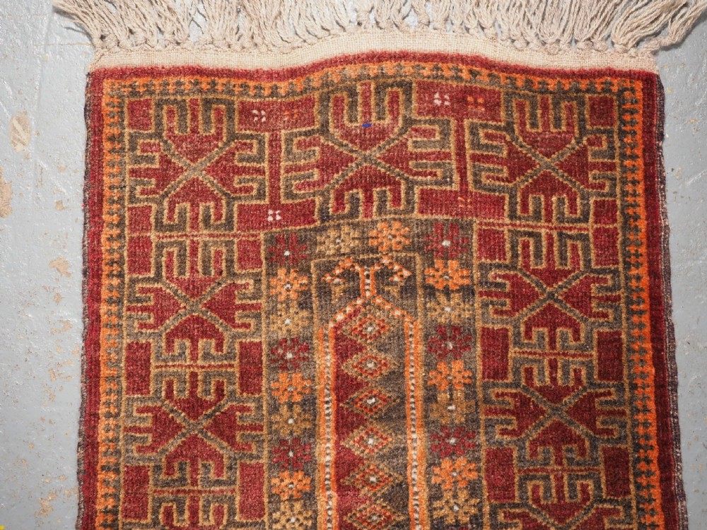 OLD AFGHAN PRAYER RUG, VERY SMALL SIZE FOR A CHILD, CIRCA 1920. View II