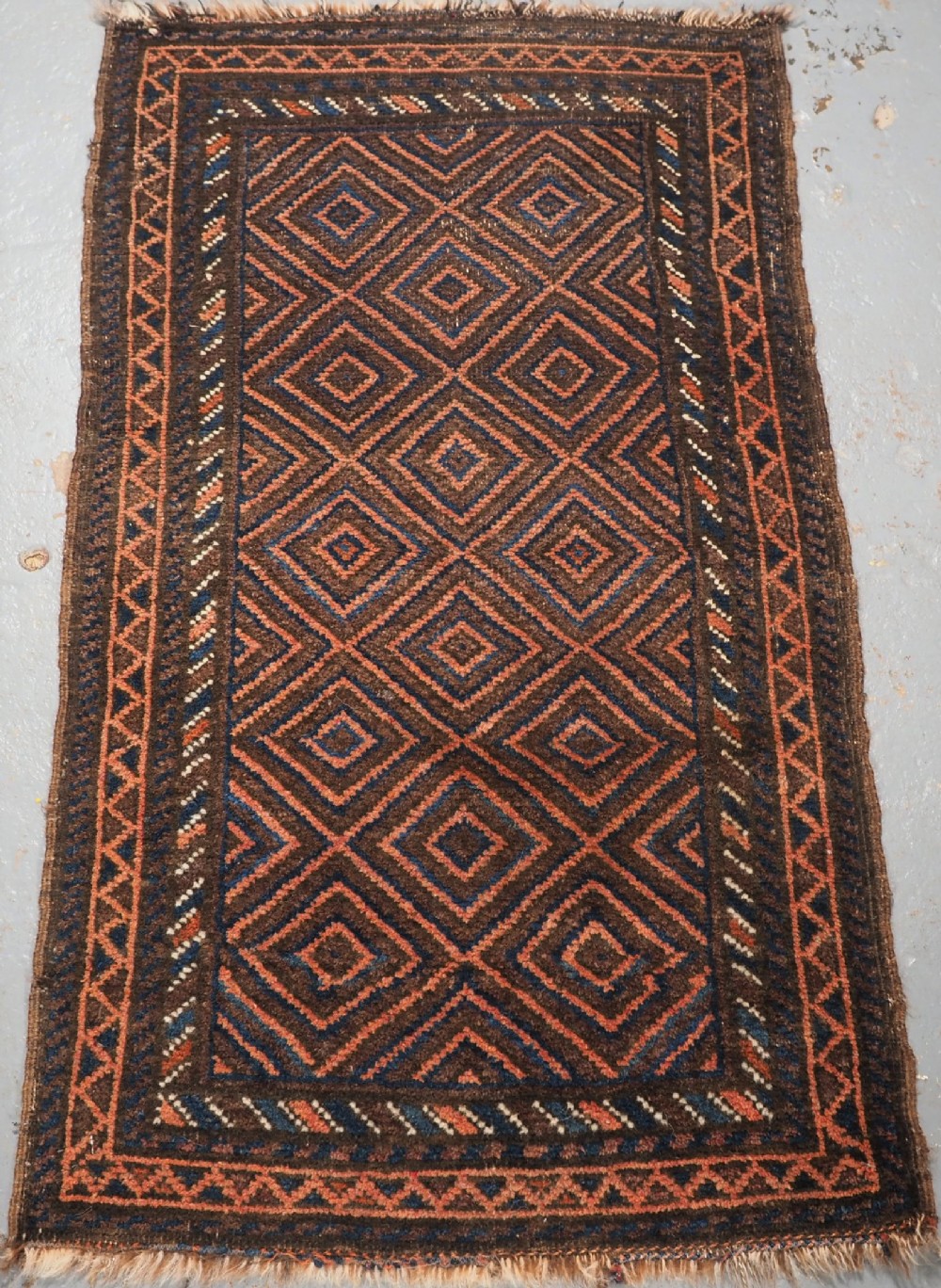 OLD AFGHAN BALUCH BALISHT BAG FACE, SMALL MAT, CIRCA 1920.