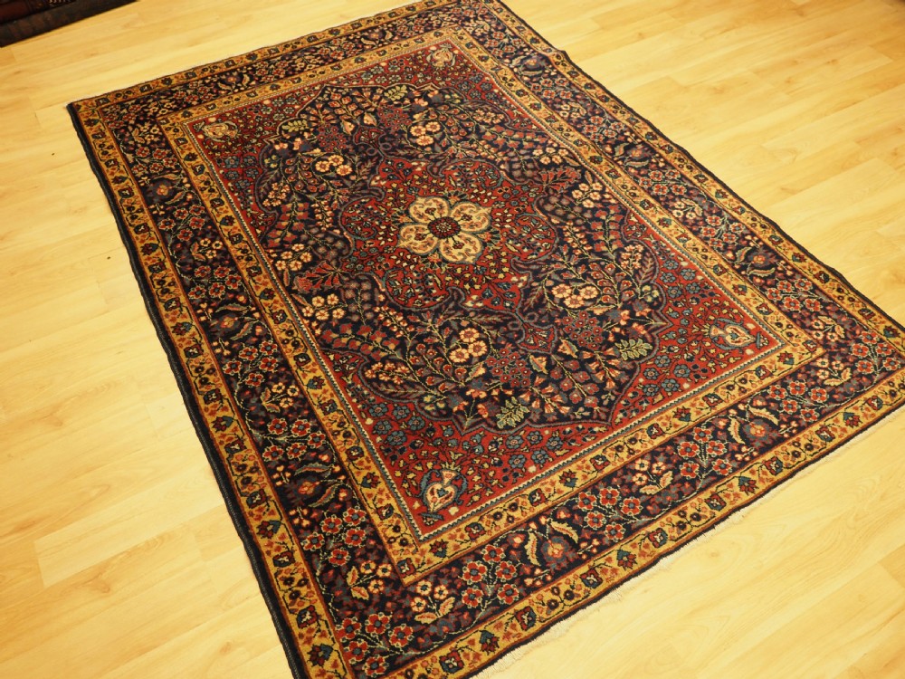 ANTIQUE TABRIZ RUG OF CLASSIC FLORAL DESIGN, CIRCA 1920. View II