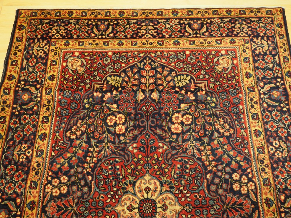 ANTIQUE TABRIZ RUG OF CLASSIC FLORAL DESIGN, CIRCA 1920. View III