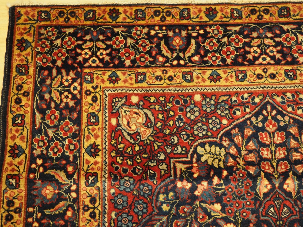 ANTIQUE TABRIZ RUG OF CLASSIC FLORAL DESIGN, CIRCA 1920. View VI