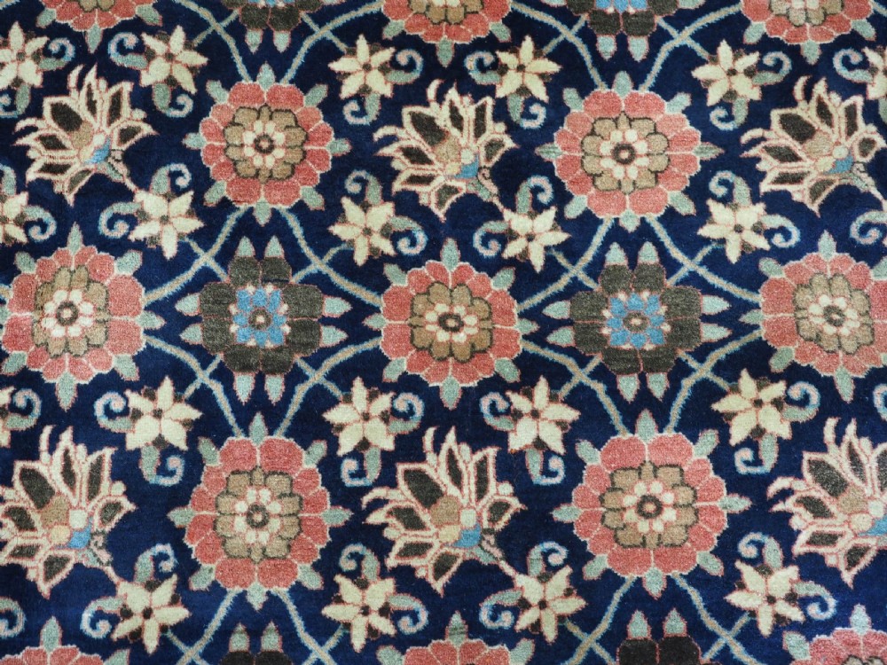 ANTIQUE VARAMIN REGION CARPET WITH MINA KHANI DESIGN, CIRCA 1920. View IV
