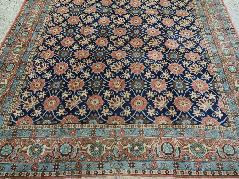 ANTIQUE VARAMIN REGION CARPET WITH MINA KHANI DESIGN, CIRCA 1920. View VII