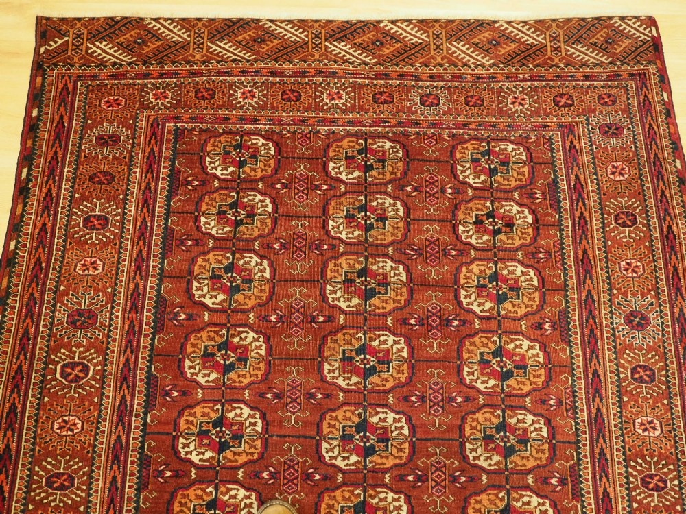 ANTIQUE TEKKE TURKMEN RUG, EXCELLENT CONDITION, CIRCA 1900. View III