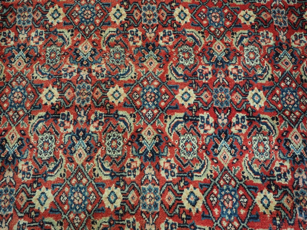 OLD MAHAL CARPET WITH ALL OVER HERATI DESIGN, FULL PILE, CIRCA 1930. View IX