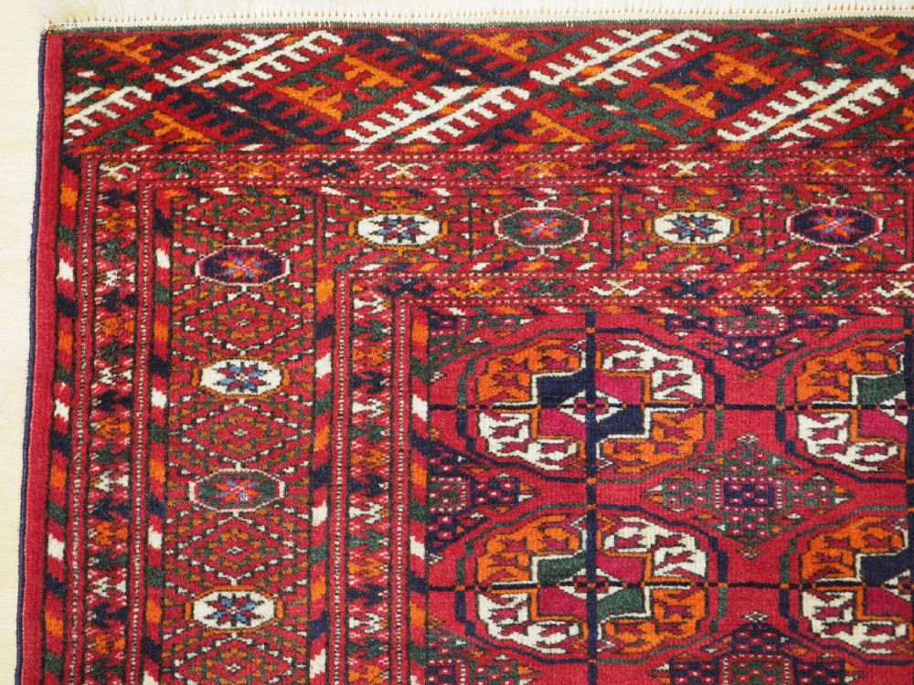 ANTIQUE TEKKE TURKMEN RUG OF SMALL SIZE, CIRCA 1900/20. View VI