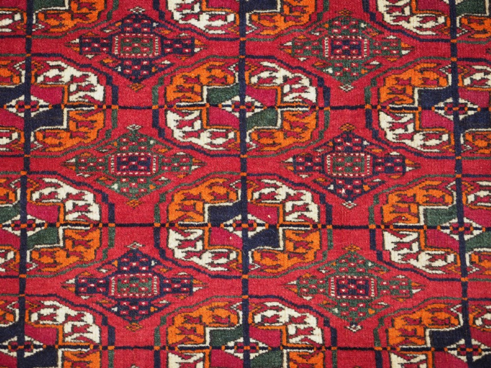 ANTIQUE TEKKE TURKMEN RUG OF SMALL SIZE, CIRCA 1900/20. View VIII