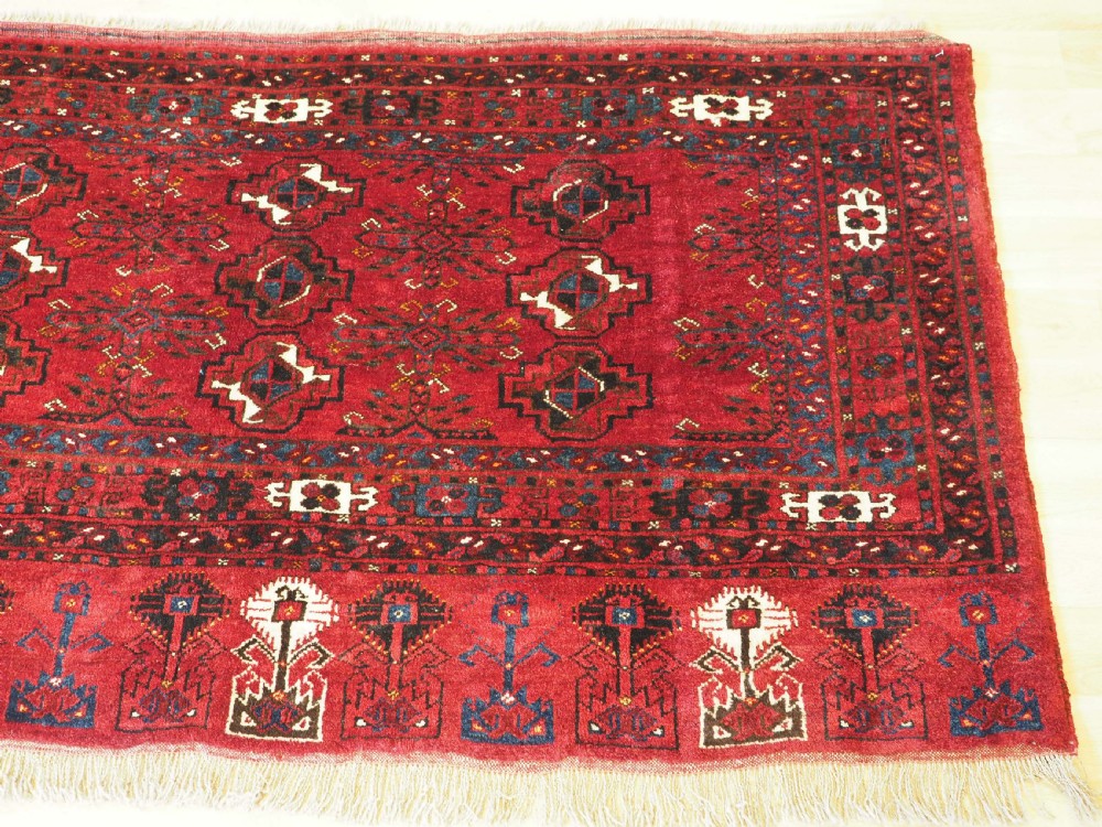 ANTIQUE ERSARI TURKMEN 9 GUL CHUVAL, PROBABLY KIZIL AYAK, CIRCA 1900. View VI