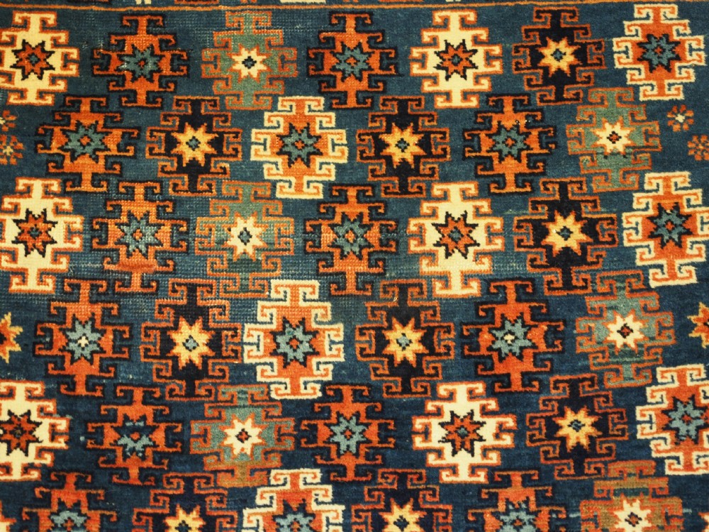 ANTIQUE CAUCASIAN DERBENT RUG WITH CHI CHI DESIGN, CIRCA 1900. View VIII