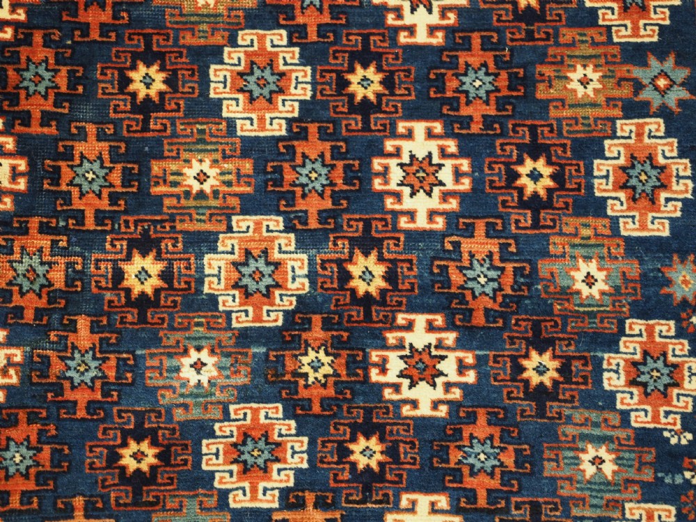 ANTIQUE CAUCASIAN DERBENT RUG WITH CHI CHI DESIGN, CIRCA 1900. View IX