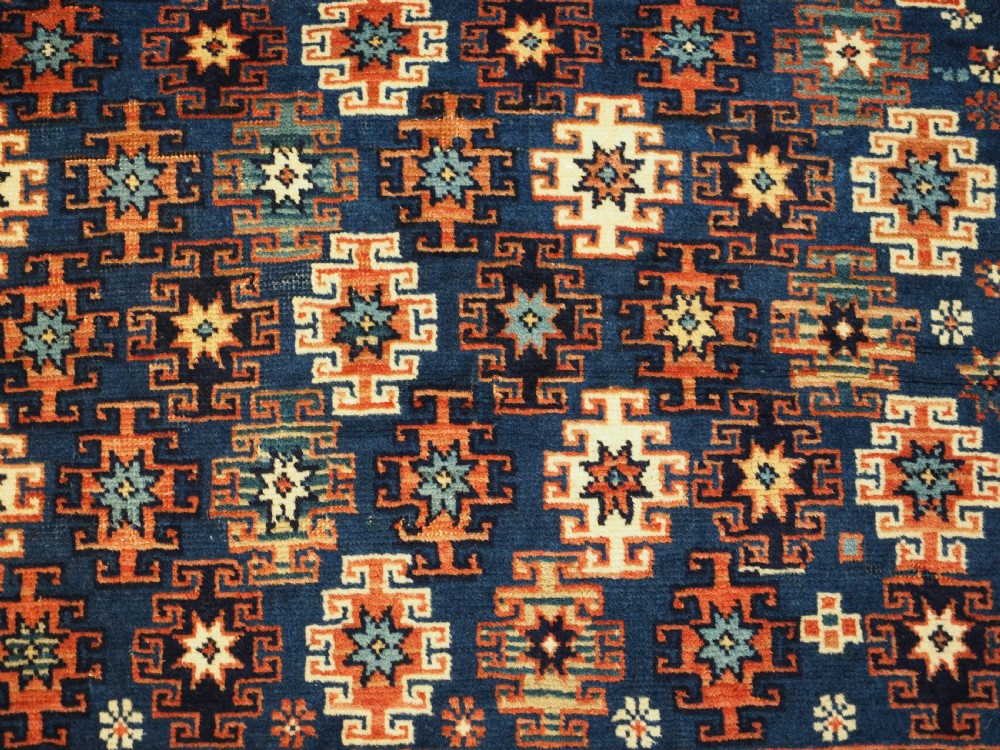 ANTIQUE CAUCASIAN DERBENT RUG WITH CHI CHI DESIGN, CIRCA 1900. View X