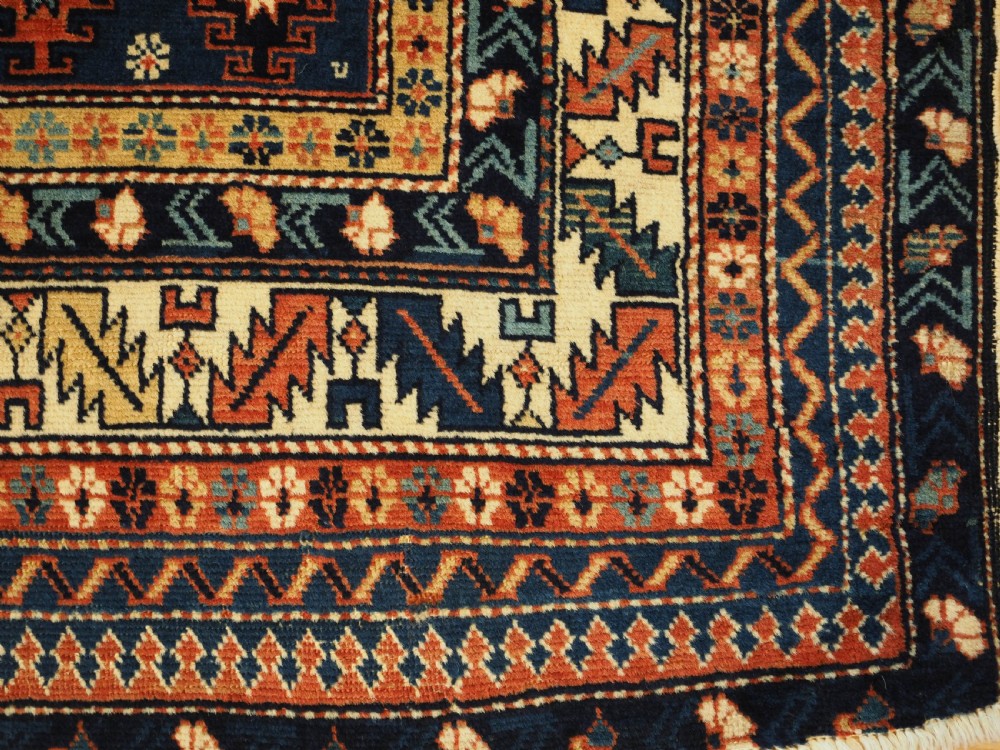 ANTIQUE CAUCASIAN DERBENT RUG WITH CHI CHI DESIGN, CIRCA 1900. View XI