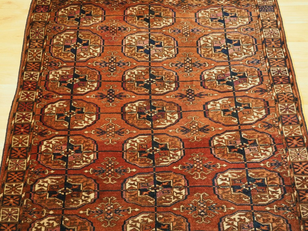 ANTIQUE TEKKE TURKMEN 'DIP KHALI' RUG, LARGE GULS, GOOD COLOUR, CIRCA 1890. View IV