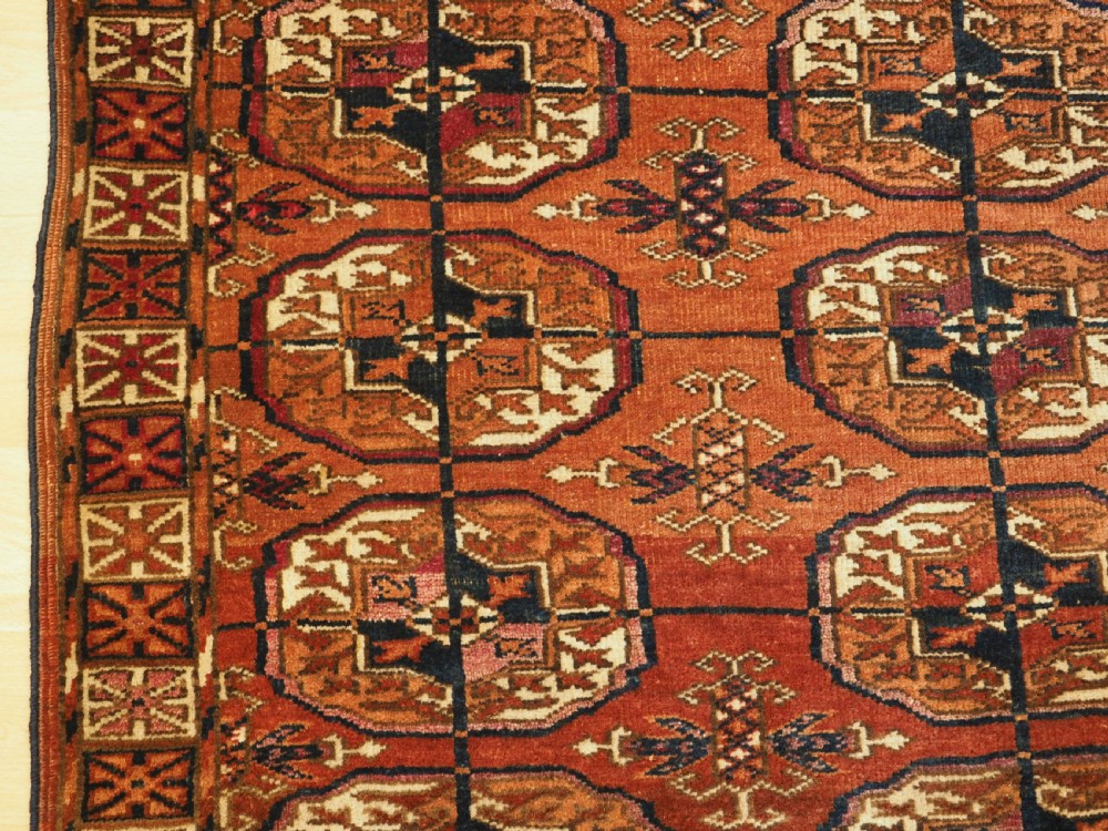 ANTIQUE TEKKE TURKMEN 'DIP KHALI' RUG, LARGE GULS, GOOD COLOUR, CIRCA 1890. View VI