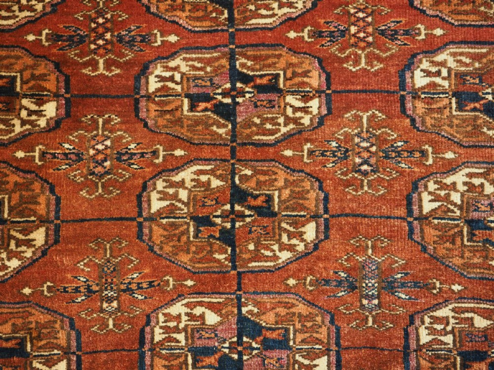 ANTIQUE TEKKE TURKMEN 'DIP KHALI' RUG, LARGE GULS, GOOD COLOUR, CIRCA 1890. View X