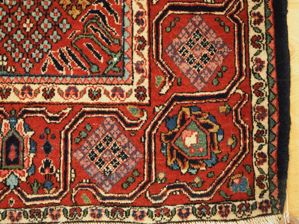 ANTIQUE KASHAN RUG WITH CLASSIC DESIGN, EXCELLENT CONDITION, CIRCA 1920. View XI