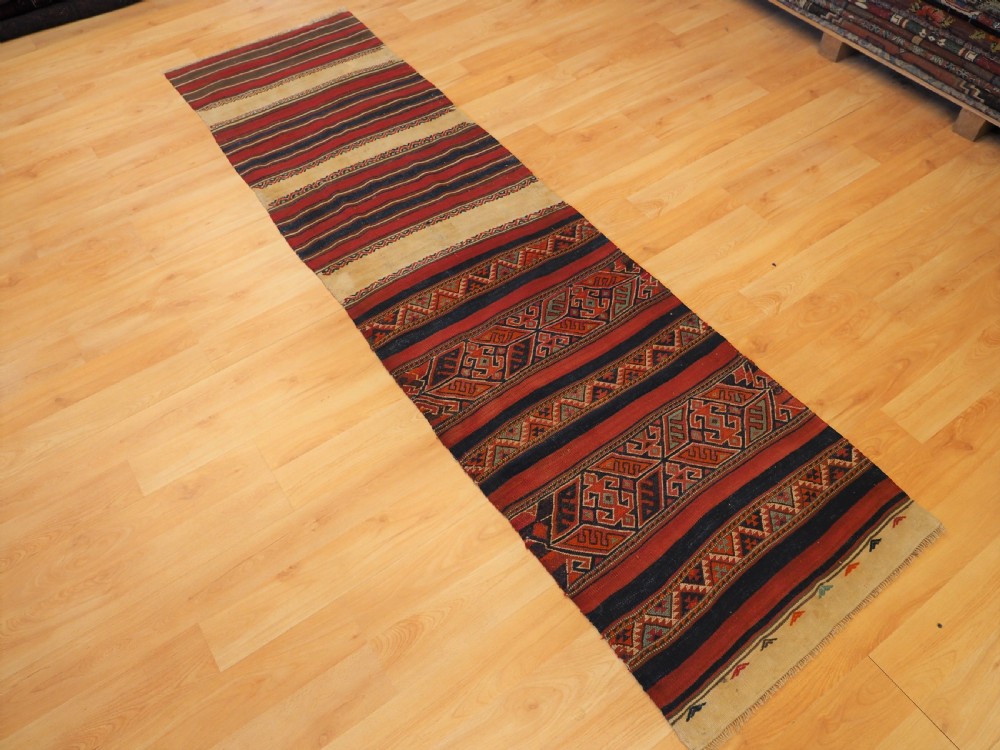 ANTIQUE TURKISH MARASH REGION GRAIN BAG KILIM RUNNER, CIRCA 1900/20. View II