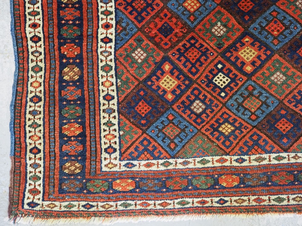 ANTIQUE JAF KURD BAG FACE WITH DIAMOND LATTICE DESIGN, CIRCA 1900. View IV