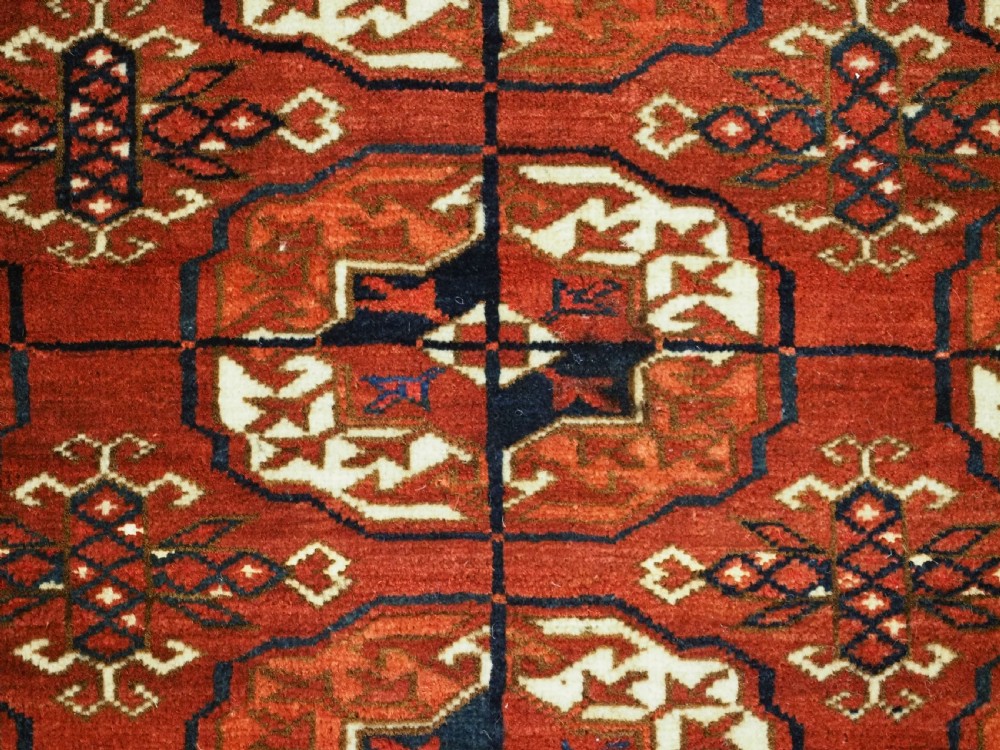 ANTIQUE TEKKE TURKMEN 'DIP KHALI' RUG, SUPERB SOFT WOOL, 2ND HALF 19TH CENTURY. View VII