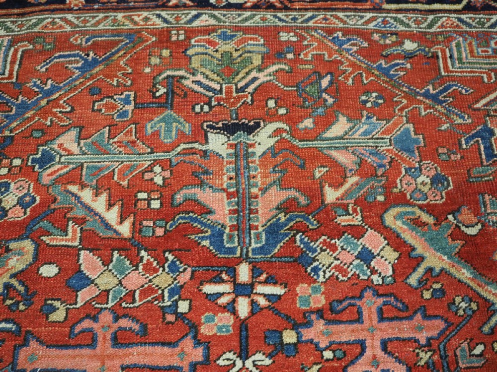 ANTIQUE HERIZ CARPET OF SCARCE DESIGN, EXCELLENT COLOUR, CIRCA 1900. View VIII