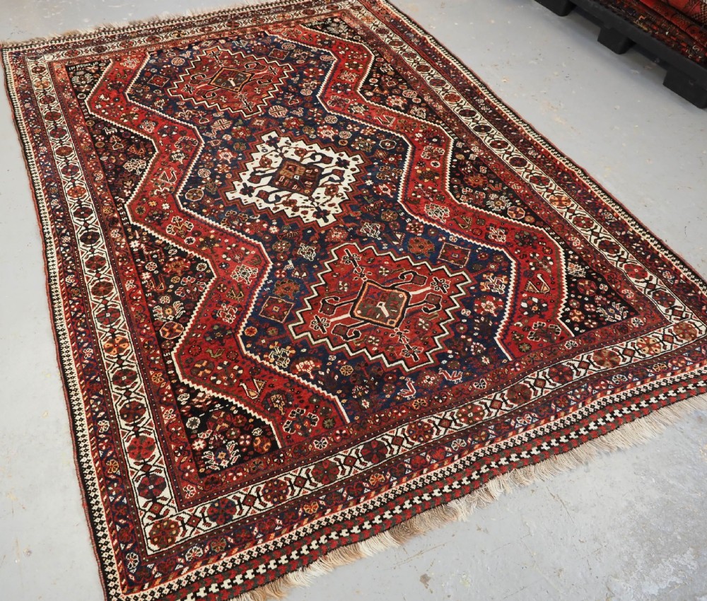 ANTIQUE TRIBAL RUG, SHIRAZ REGION, OUTSTANDING CONDITION, DATED 1921. View II