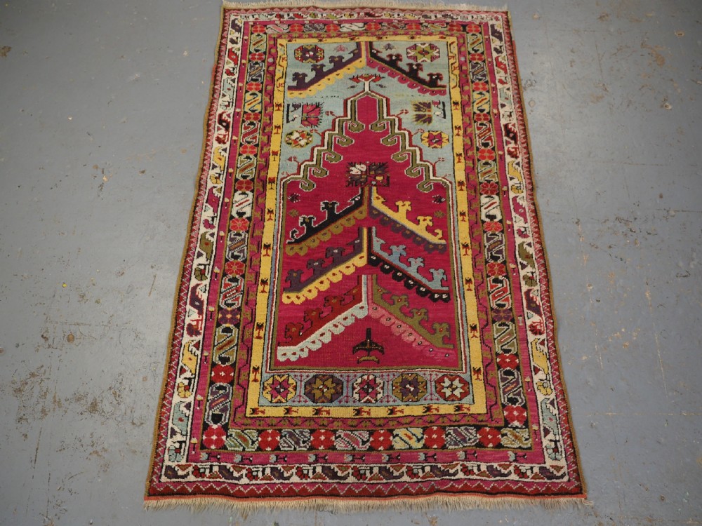 ANTIQUE TURKISH KIRSEHIR VILLAGE PRAYER RUG, CLASSIC DESIGN, 1880. View VI