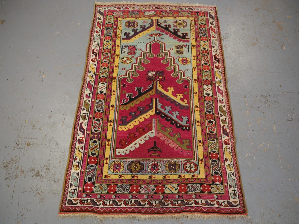 ANTIQUE TURKISH KIRSEHIR VILLAGE PRAYER RUG, CLASSIC DESIGN, 1880. View VIII