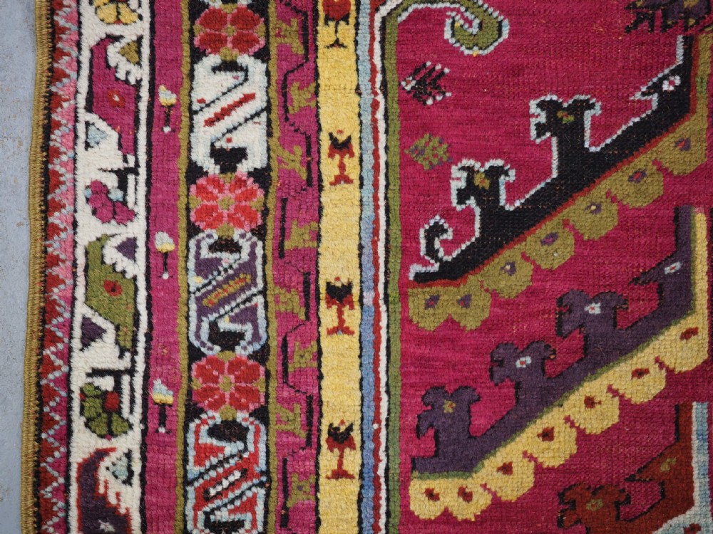 ANTIQUE TURKISH KIRSEHIR VILLAGE PRAYER RUG, CLASSIC DESIGN, 1880. View X