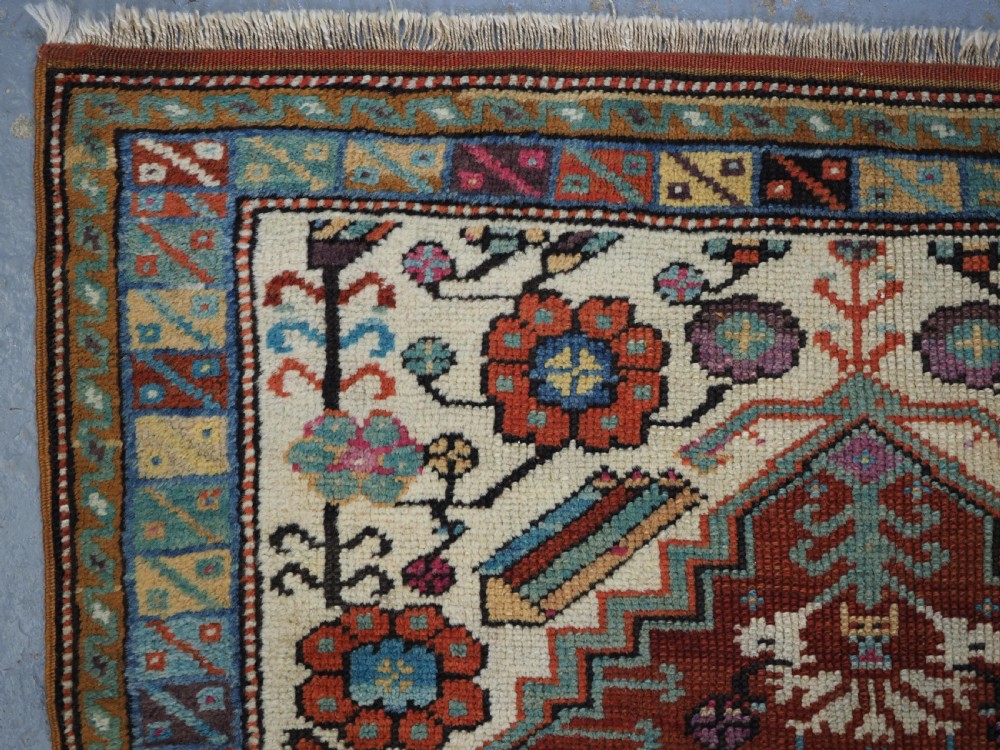 ANTIQUE TURKISH MIHALICIK VILLAGE RUG, FLORAL DESIGN, CIRCA 1900. View VII