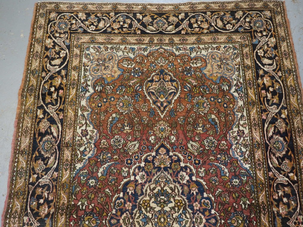 ANTIQUE ISFAHAN REGION VILLAGE RUG, TRADITIONAL DESIGN, (ONE OF A PAIR A) CIRCA 1920. View III