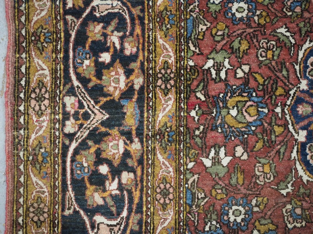 ANTIQUE ISFAHAN REGION VILLAGE RUG, TRADITIONAL DESIGN, (ONE OF A PAIR A) CIRCA 1920. View VI